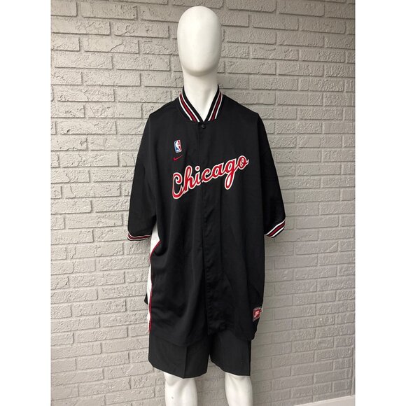 VTG Nike Chicago Bulls Men Black Snapped Front Short Sleeve Jersey Size 3XL - Picture 3 of 12